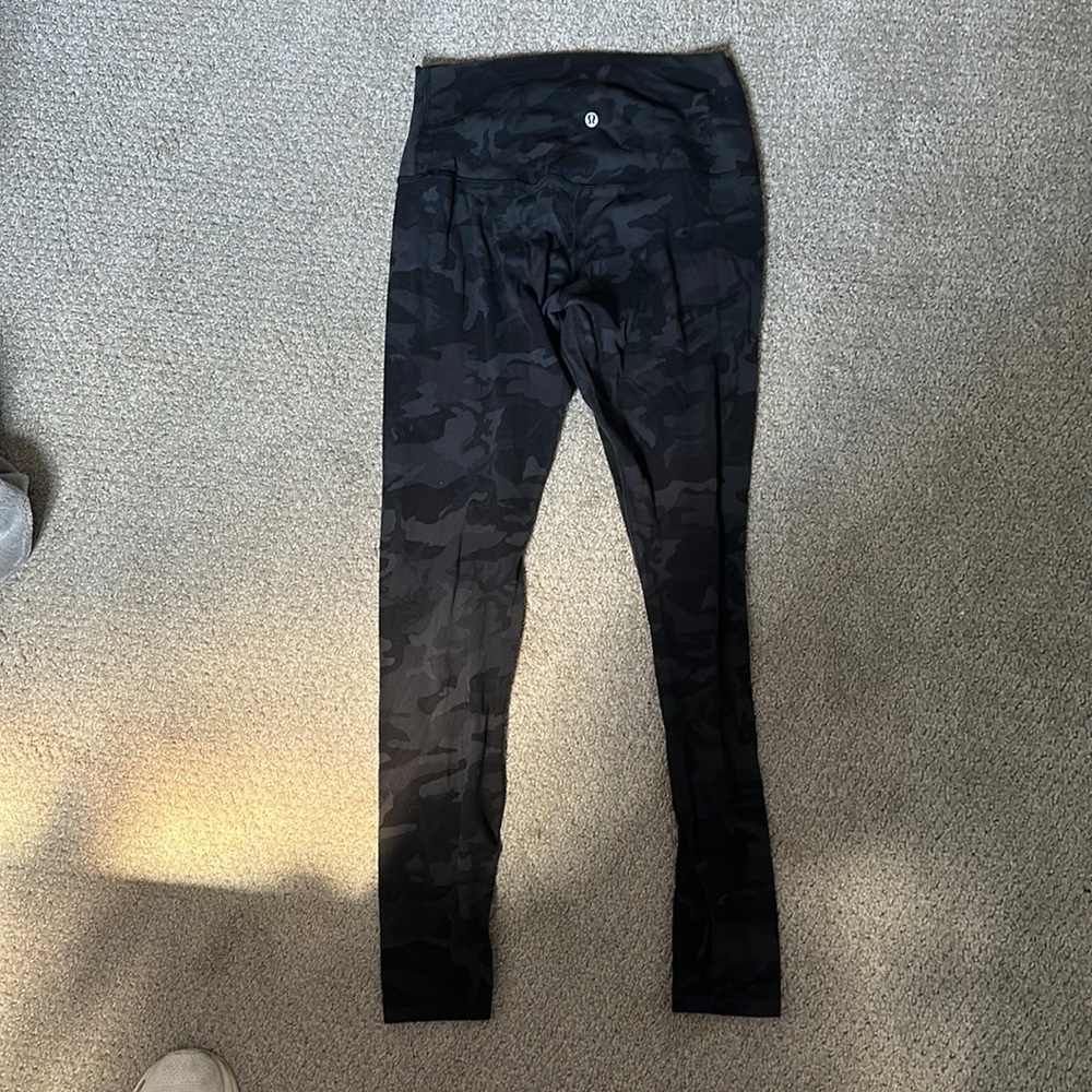 SIZE 8 black CAMO lulu leggings